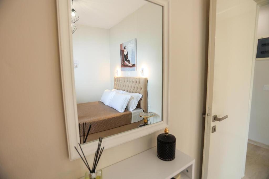 Kouros Apartments Litheres 外观 照片